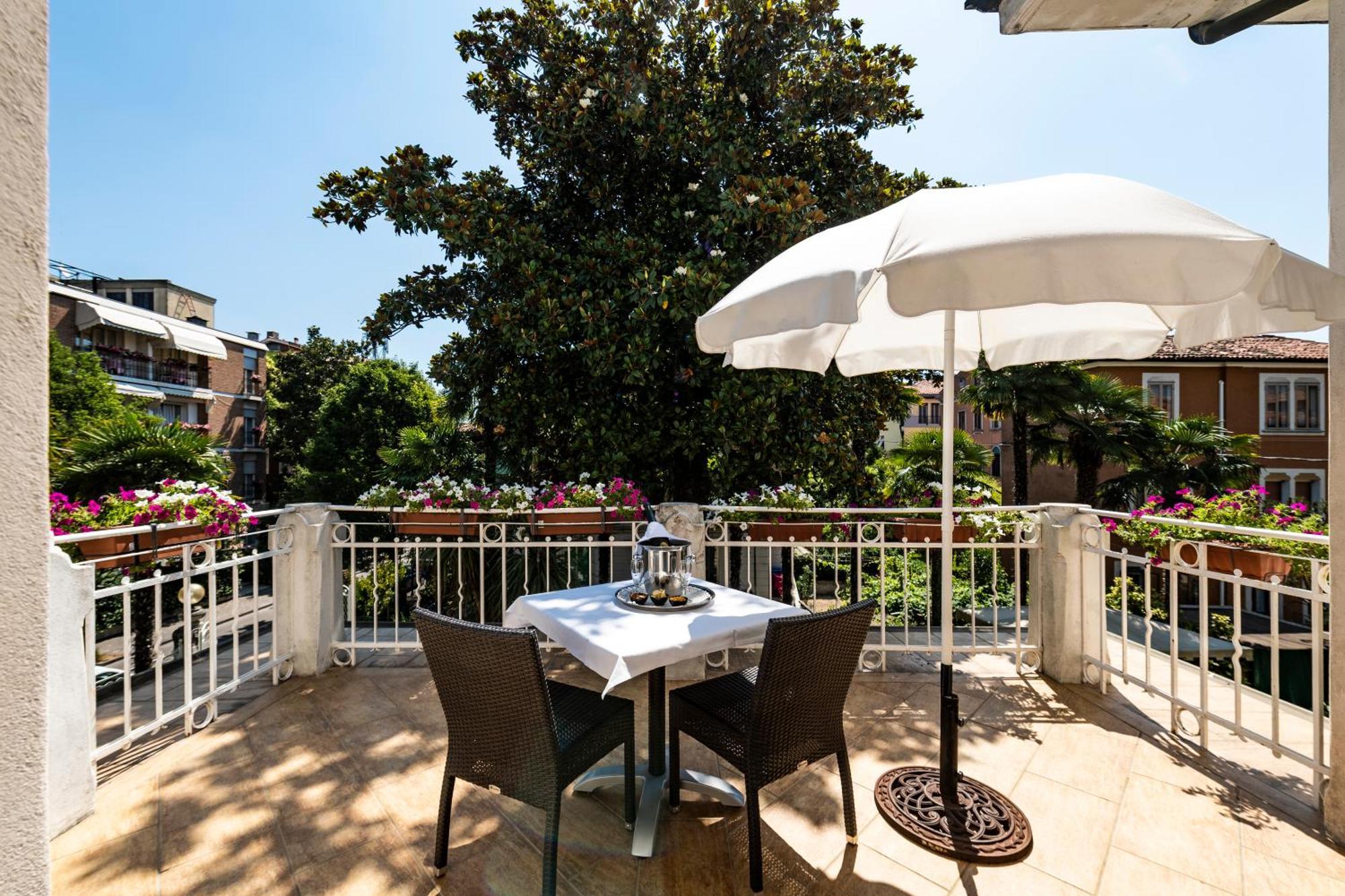 Hotel Villa Delle Palme Lido di Venezia Exterior foto
